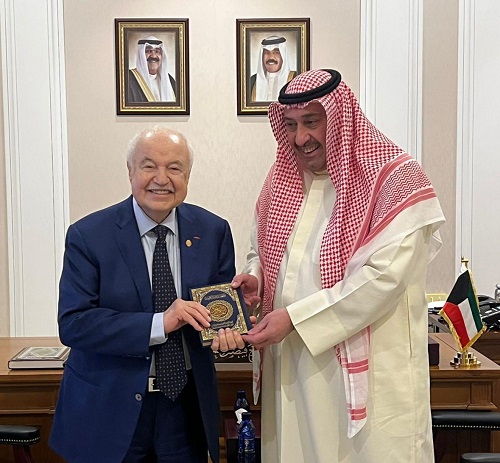 الدكتور أبوغزاله يهنئ حكومة الكويت بمناسبة مرور 59 عاما على تأسيس ديوان المحاسبة