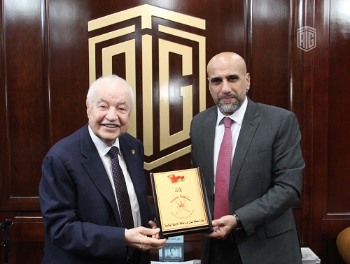 Abu-Ghazaleh and Chargé d'Affaires of Oman's Embassy to Jordan Discuss Cooperation